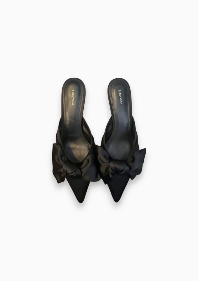 & Other Stories Satin Bow Heels - Size 39 - The Collectives Amsterdam - rent and buy secondhand and vintage designer clothes