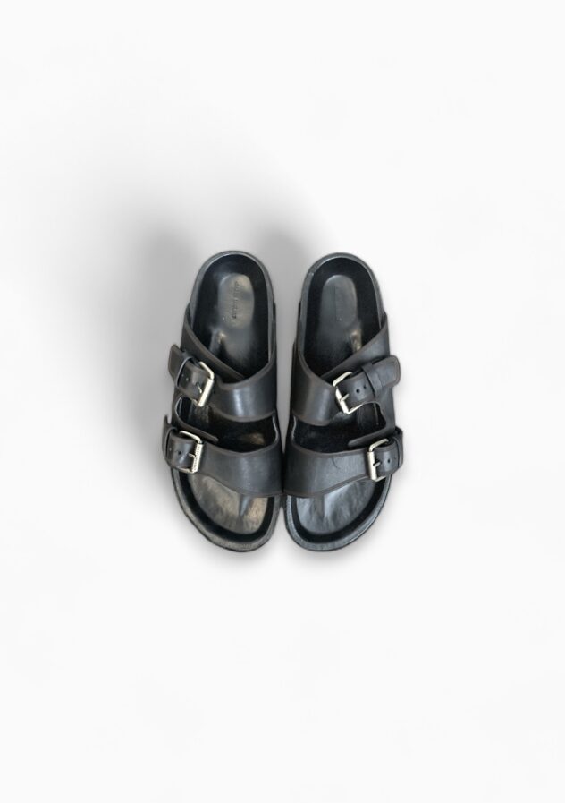 Isabel Marant Leather Slippers - Size 40 - The Collectives Amsterdam - rent and buy secondhand and vintage designer clothes