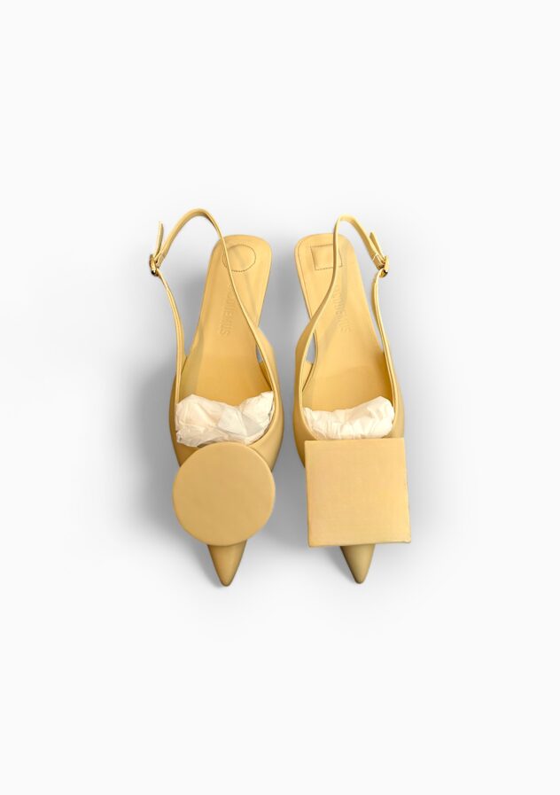 Jacquemus Les Slingbacks Duelo Flats - The Collectives Amsterdam - rent and buy secondhand and vintage designer clothes