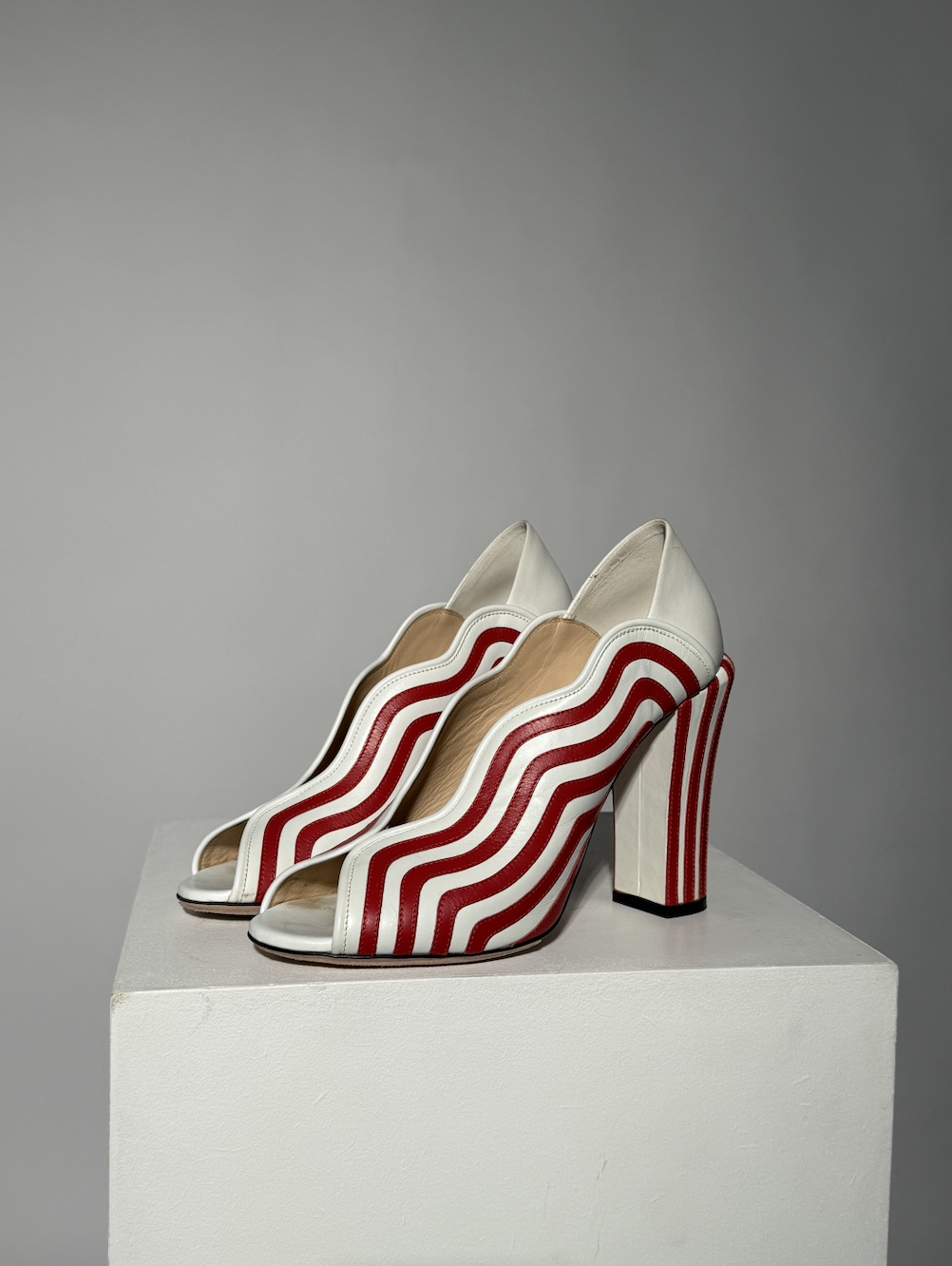 Red & white striped peep-toe pumps